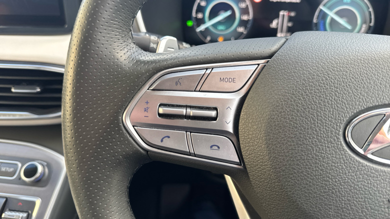 Hyundai SANTA FE 1.6 TGDi Hybrid Ultimate 5dr 4WD Auto Hybrid Estate